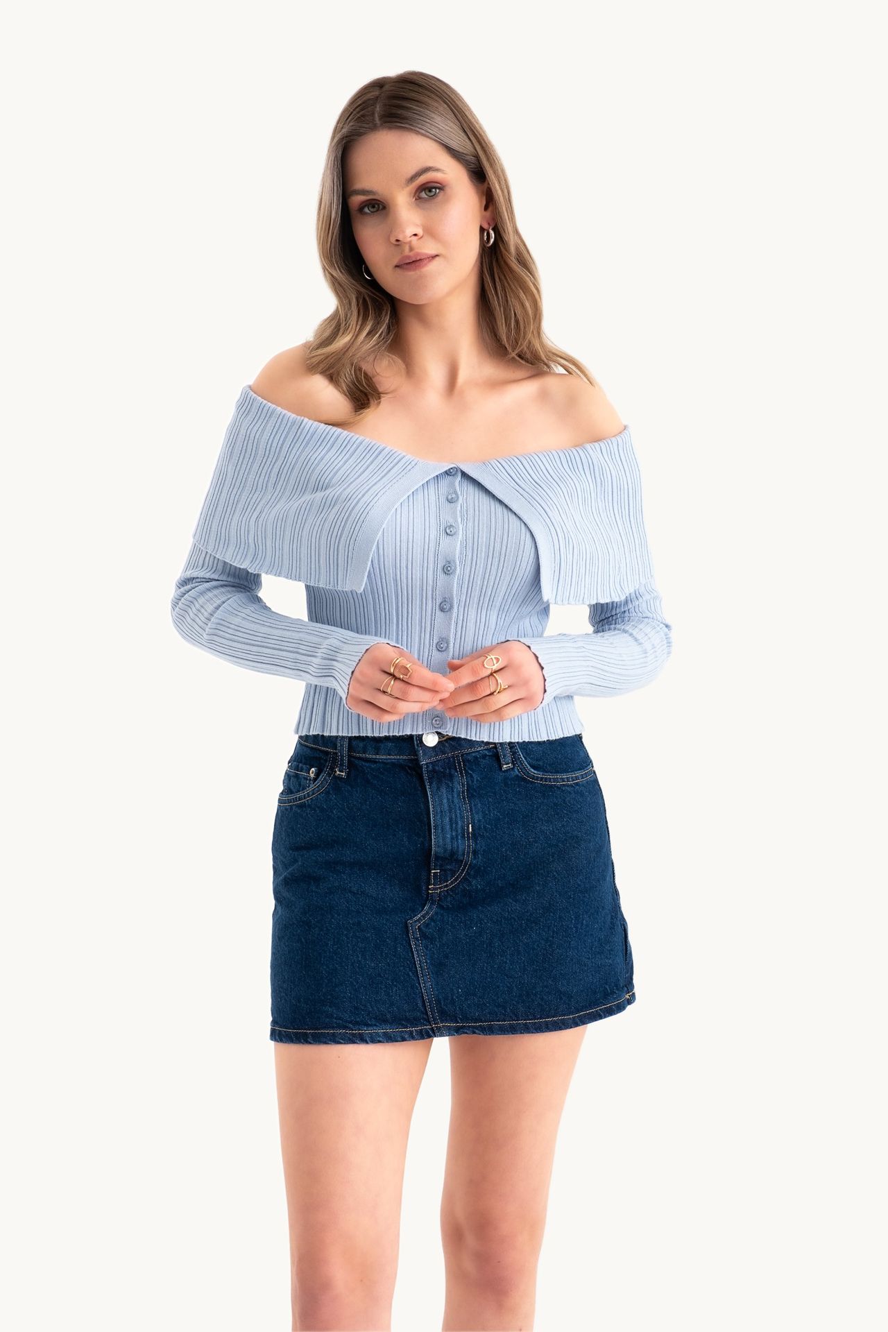 Off Shoulder Cardigan with a Collar Detail
