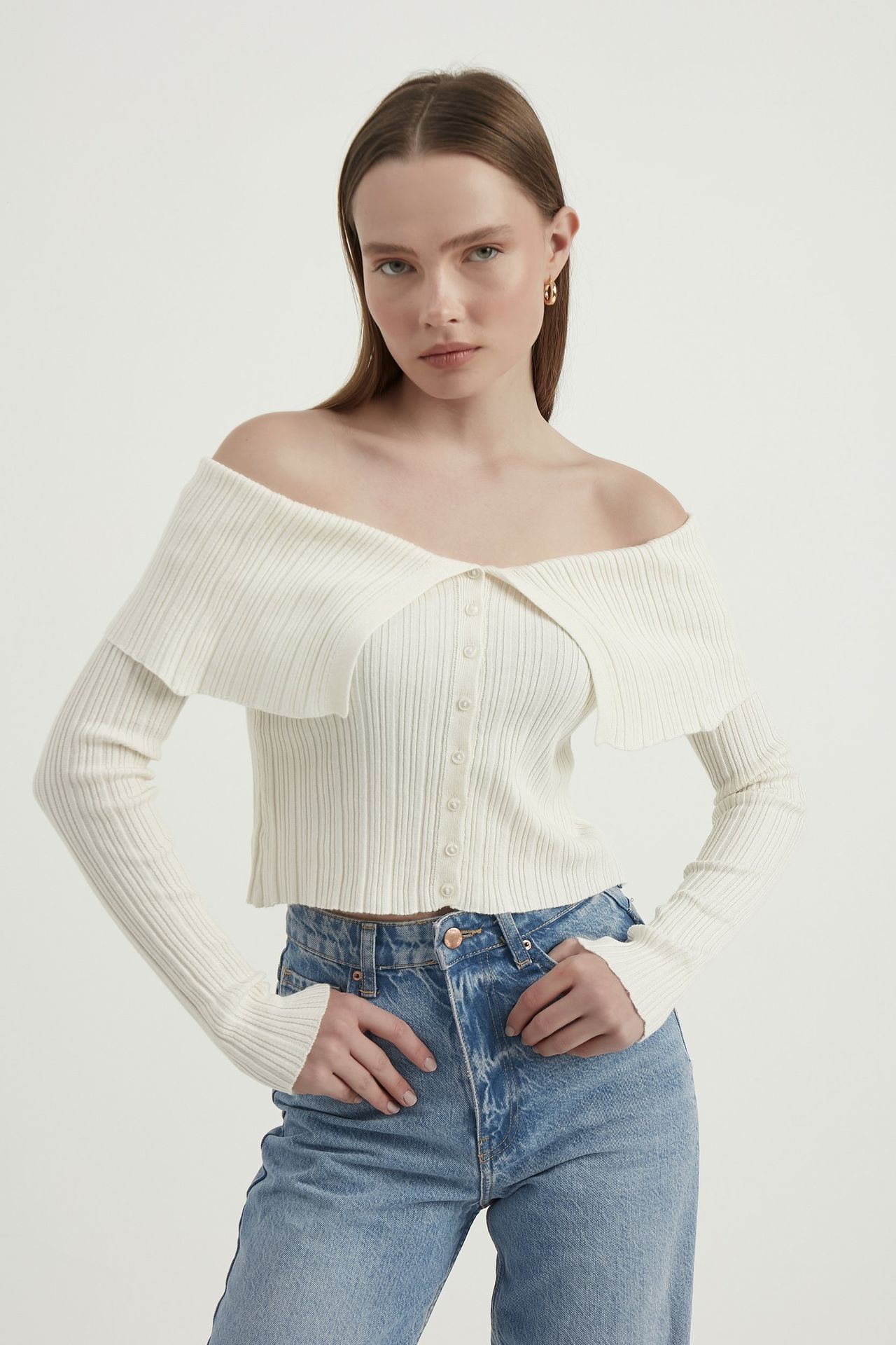 Off Shoulder Cardigan with a Collar Detail