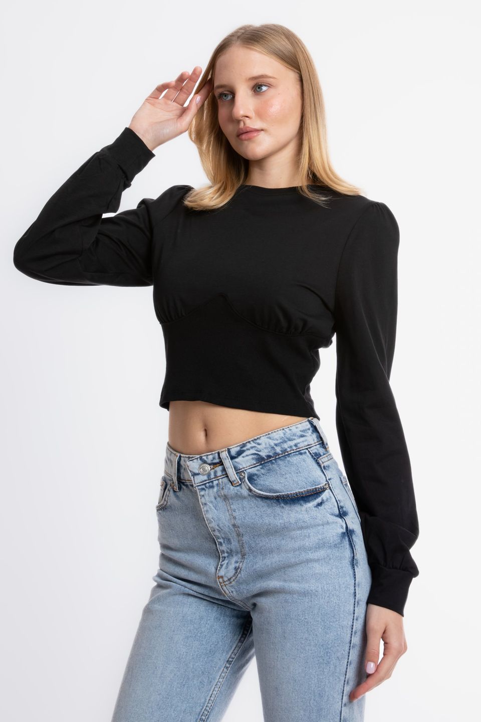 Round Neck Detailed Long Sleeve Cropped Top