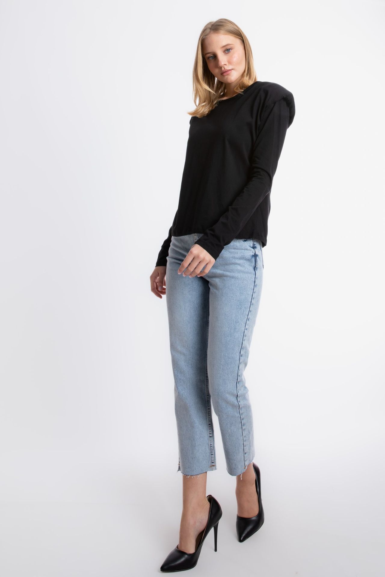 Round Neck Padded Shoulder Long Sleeve Top