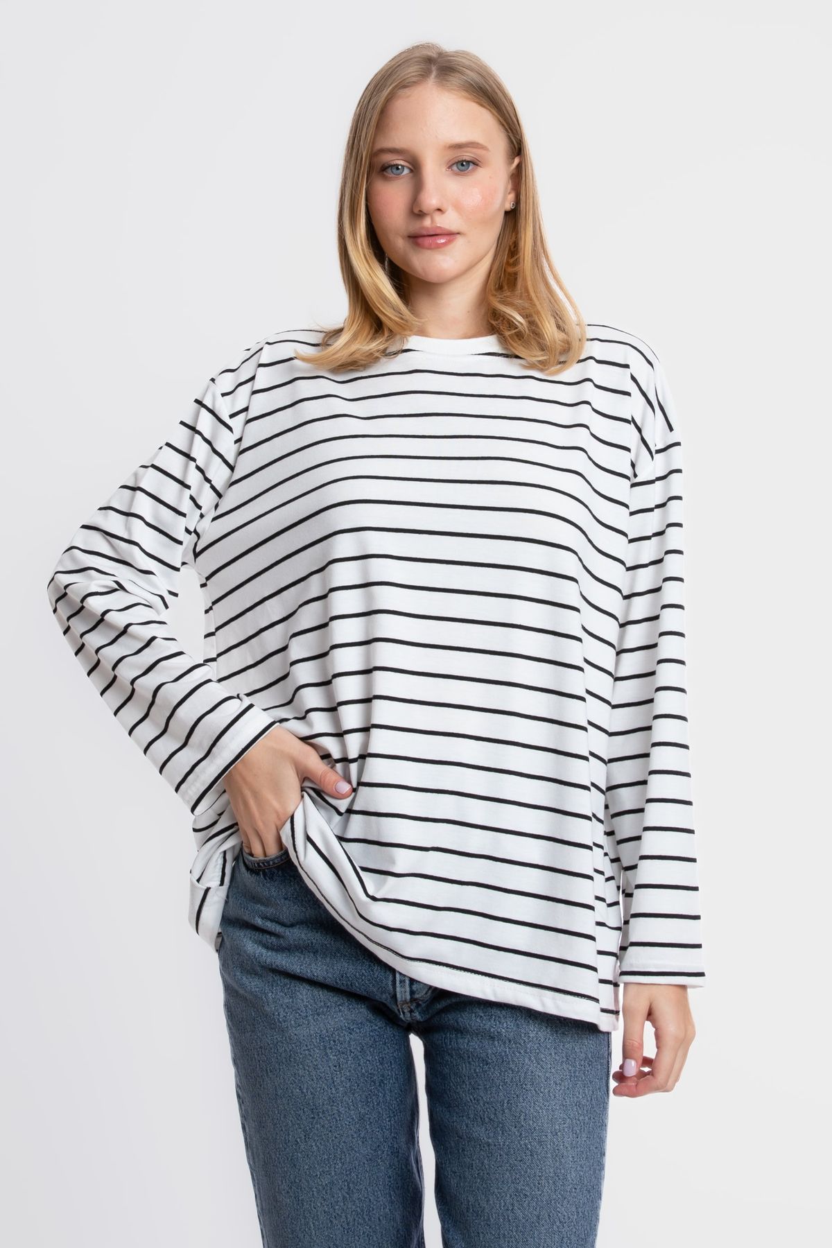 Striped Crew Neck Classic Sweatshirt