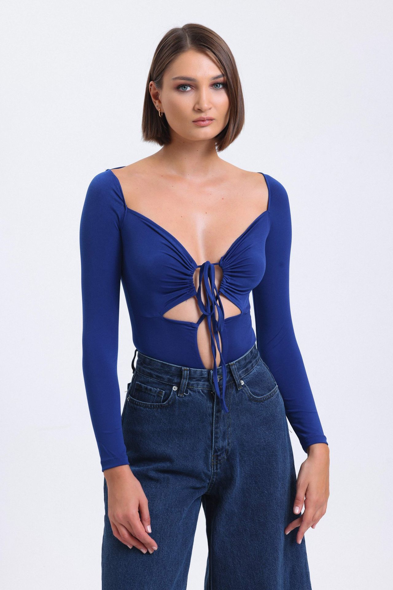 Sweatheart Neck Slinky Fabric Cut Out Low Cut Body