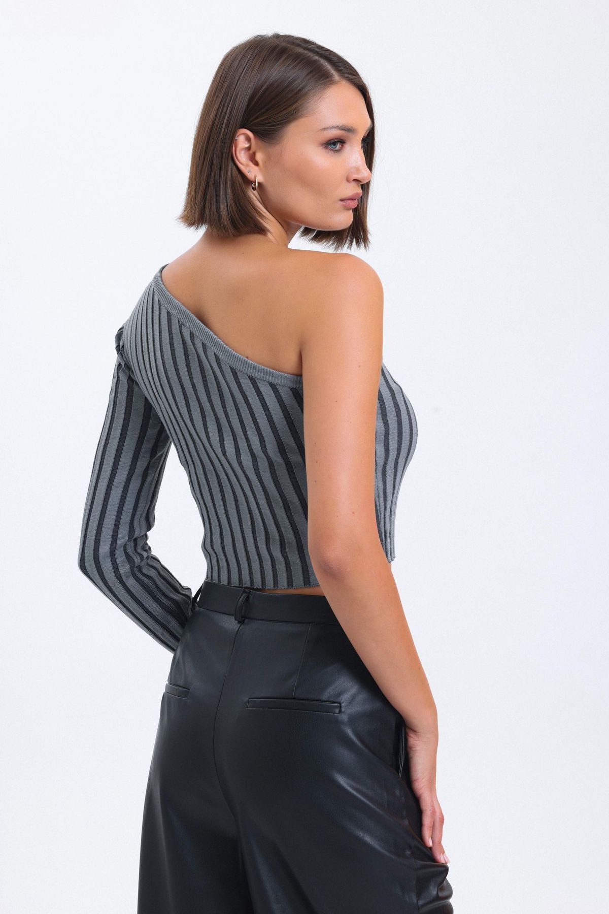 Striped One Shoulder Knitted Ribbed Cropped Blouse
