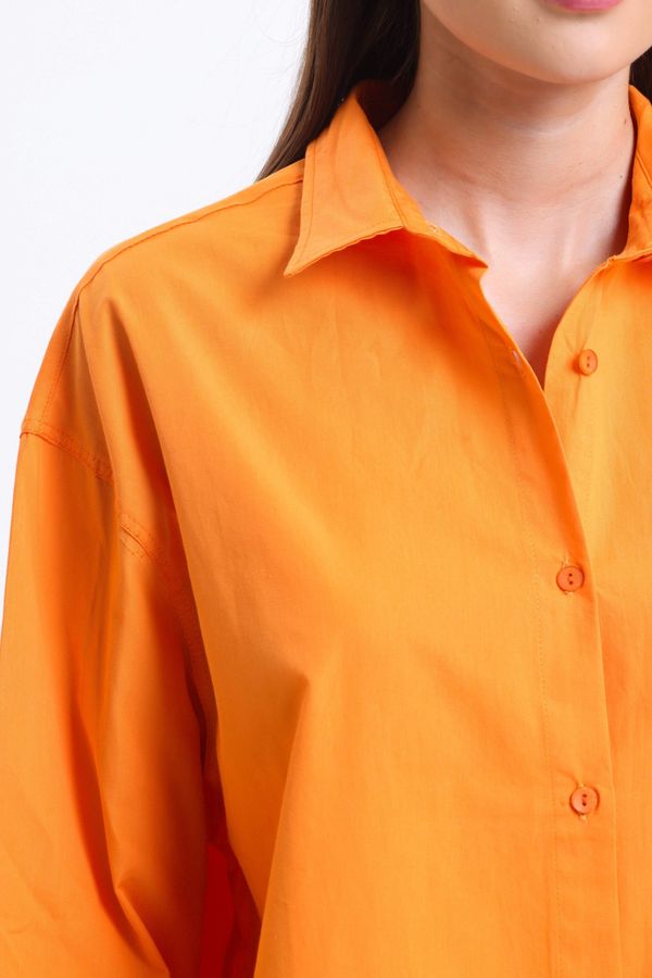 Buttoned Oversized Shirt 3