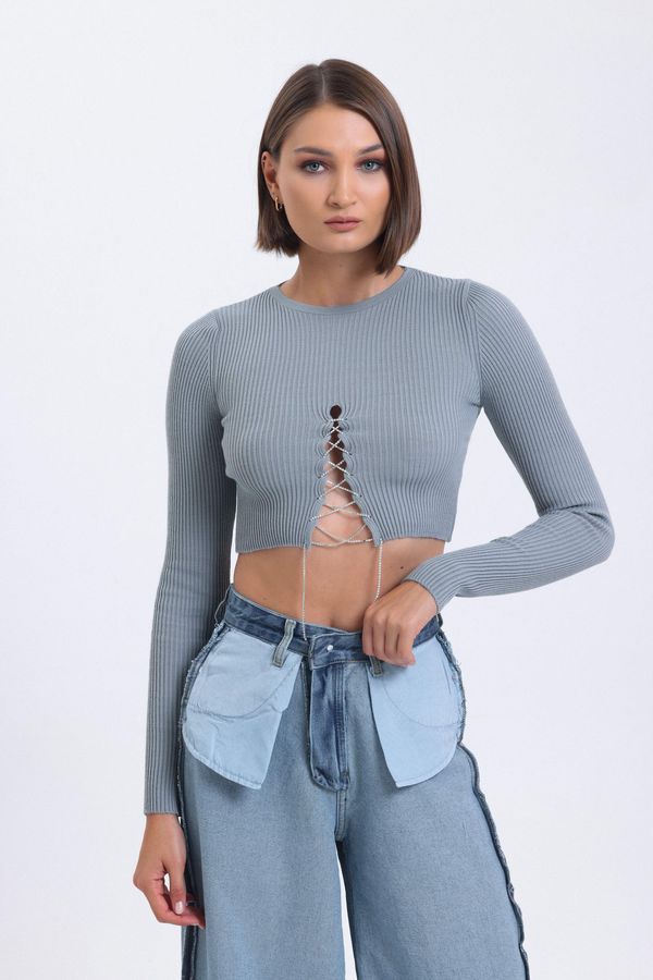 Crew Neck Knitted Lace Up Cropped Blouse 2