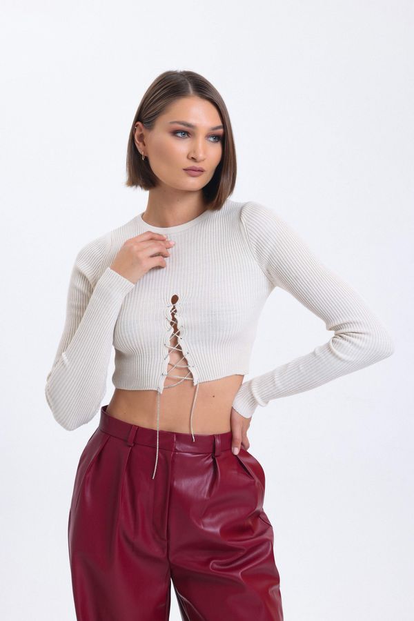 Crew Neck Knitted Lace Up Cropped Blouse 1