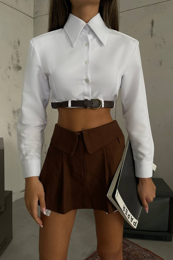 Padded Shoulder Cropped Shirt with a Belt 1