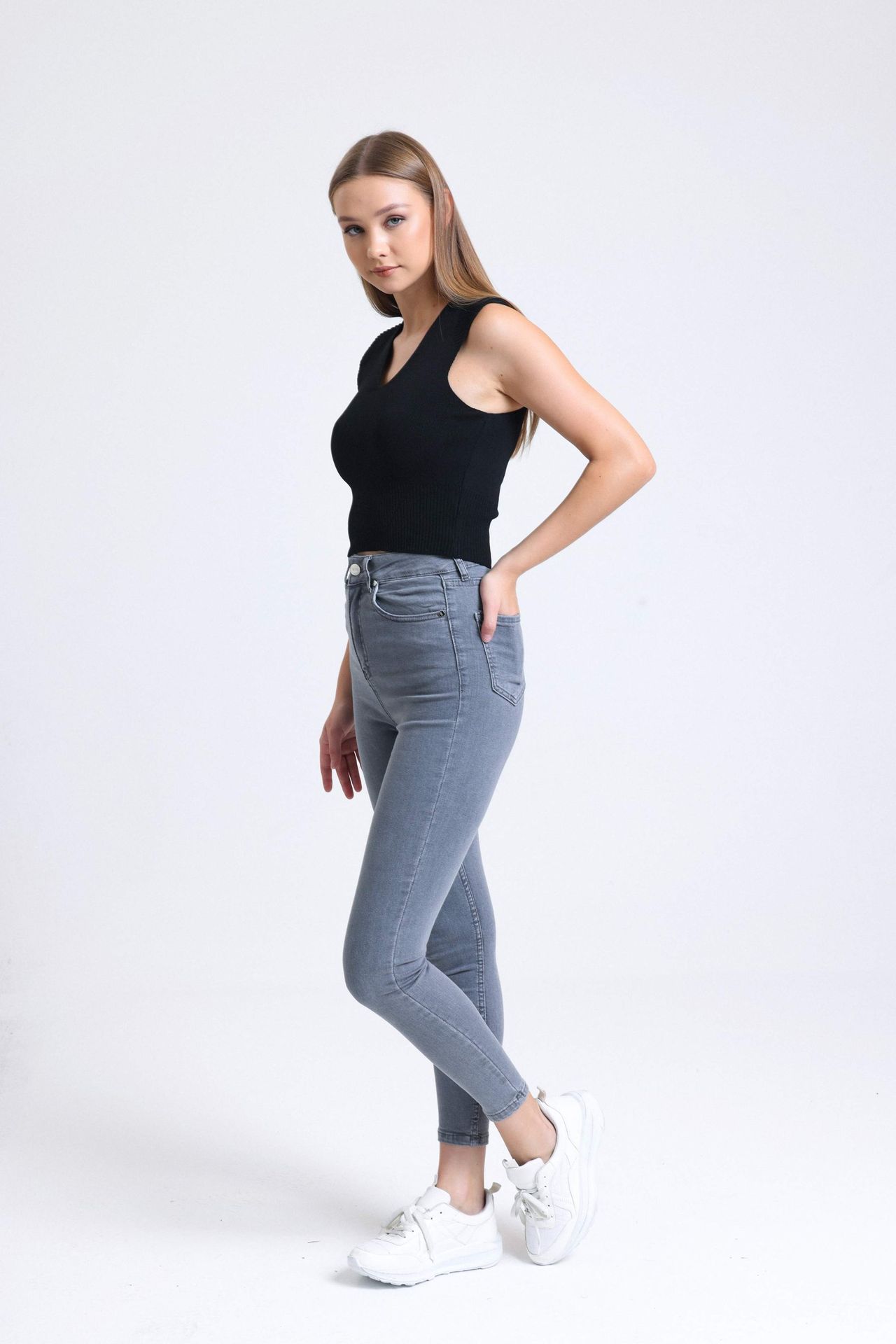 V Neck Knitted Basic Crop Top