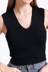 black-image-4