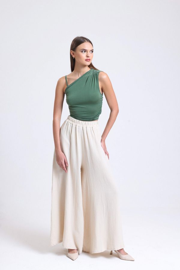 One Shoulder Jersey Strappy Crop Top with a Ruched Detail 4