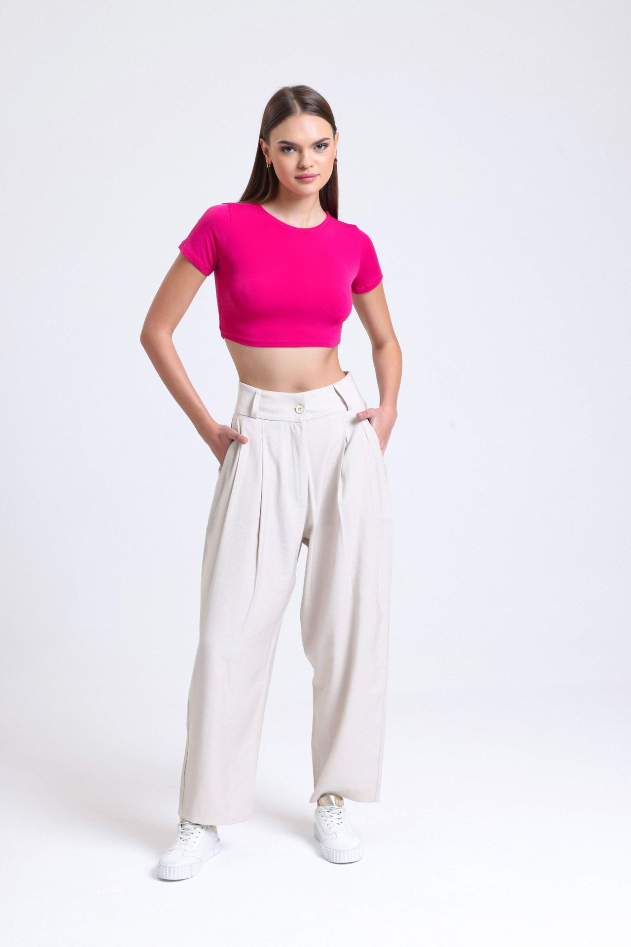 Crew Neck Basic Crop Top