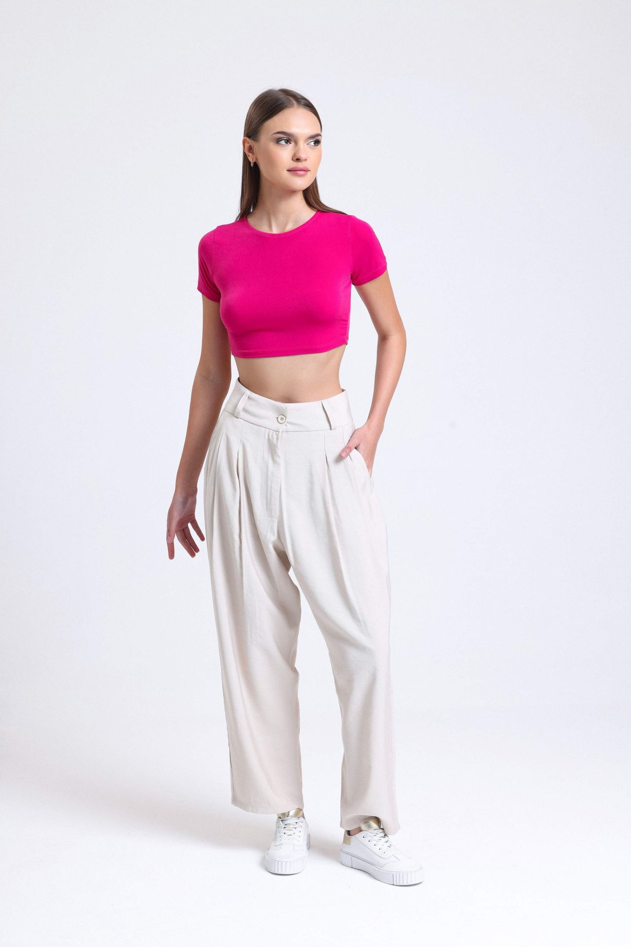 Crew Neck Basic Crop Top