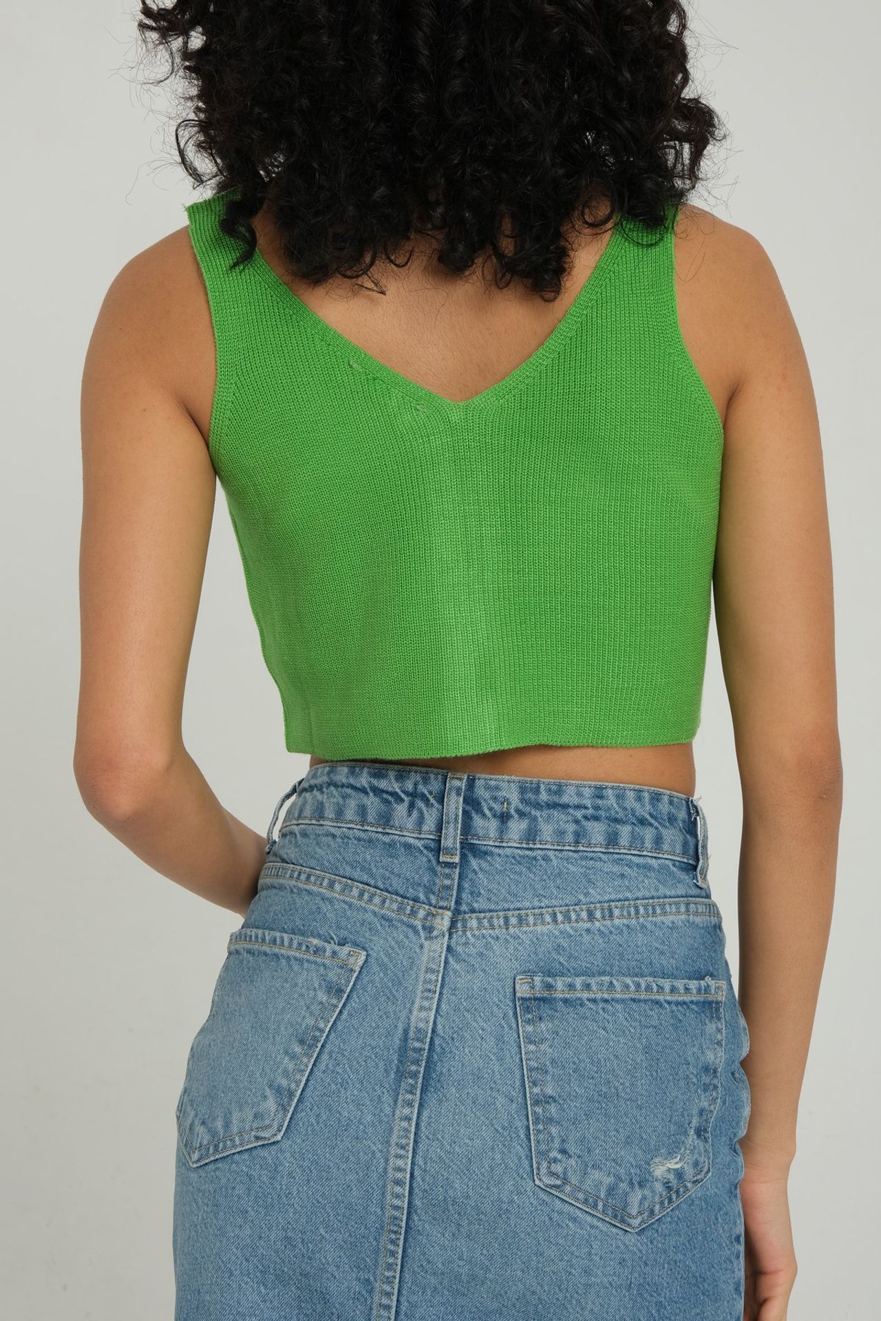 V Neck Knitted Ribbed Zippered Crop Top