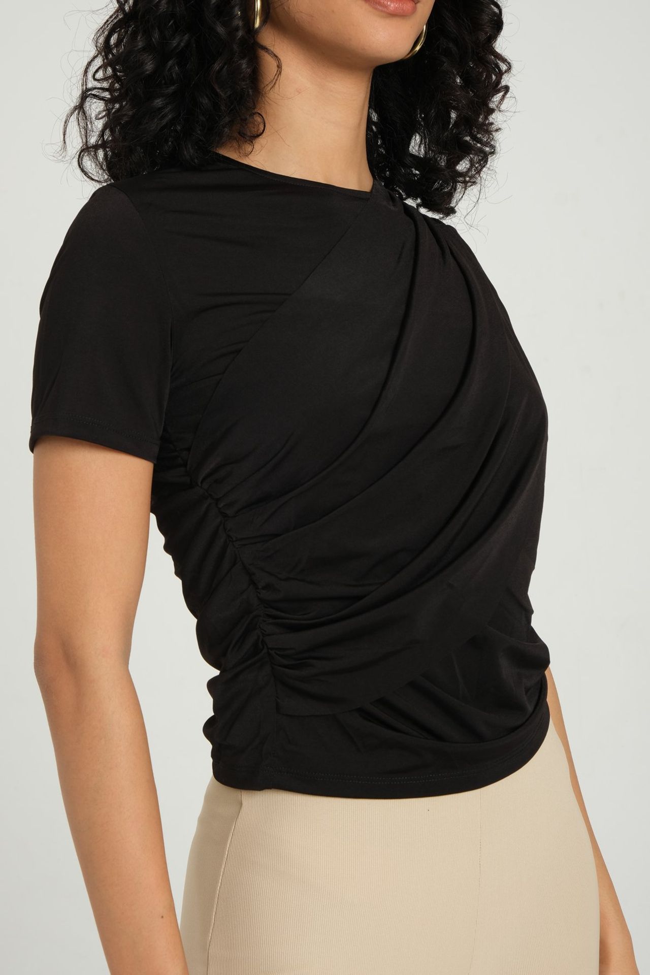 Round Neck Slinky Fabric Shoulder To Waist Gathered Top