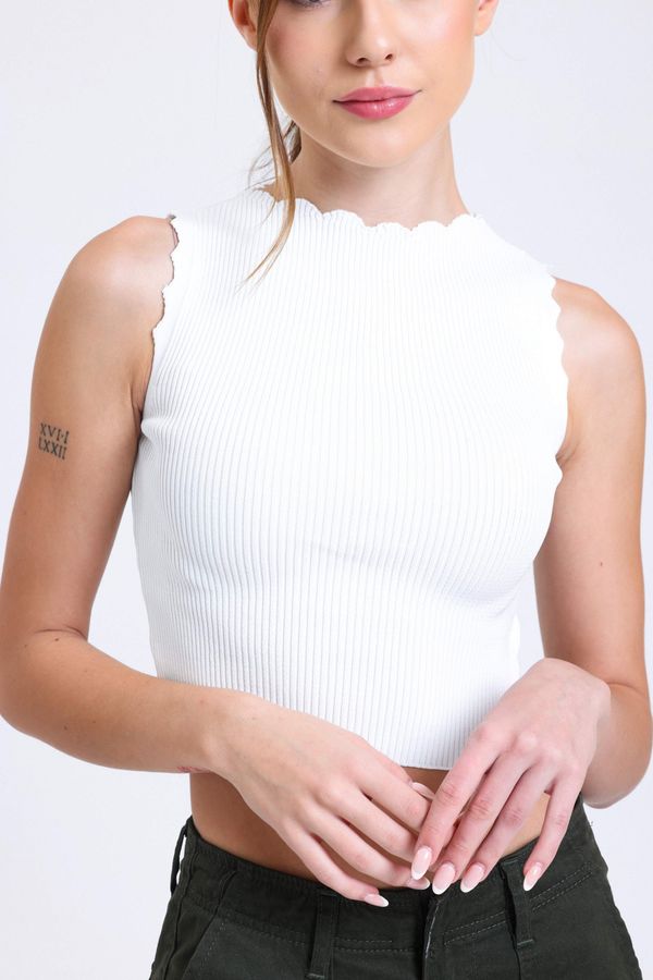 Round Neck Knitted Ribbed Crop Top with a Neck Detail 5