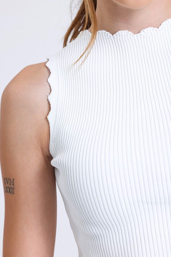 Round Neck Knitted Ribbed Crop Top with a Neck Detail 6