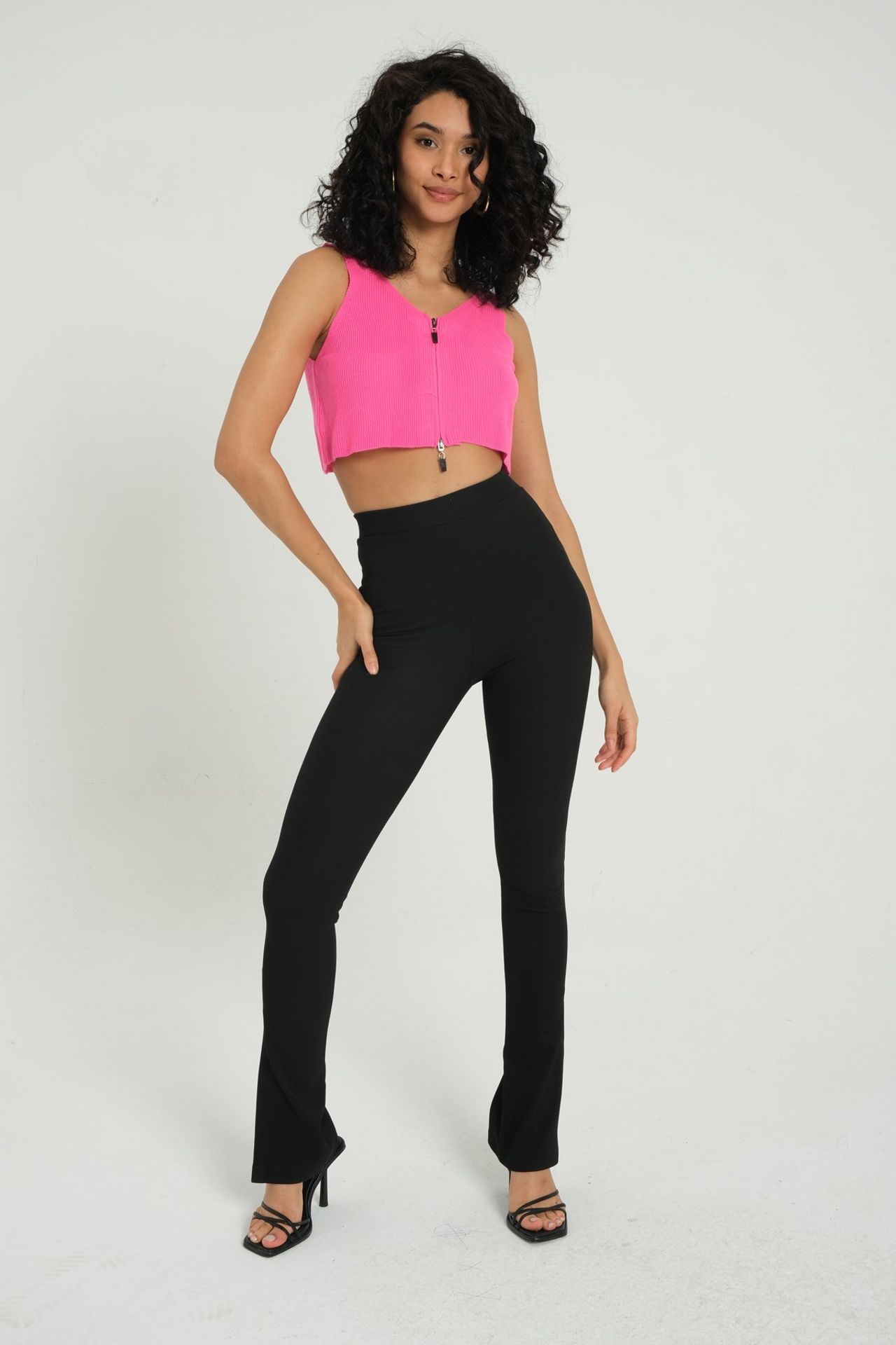 V Neck Knitted Ribbed Zippered Crop Top