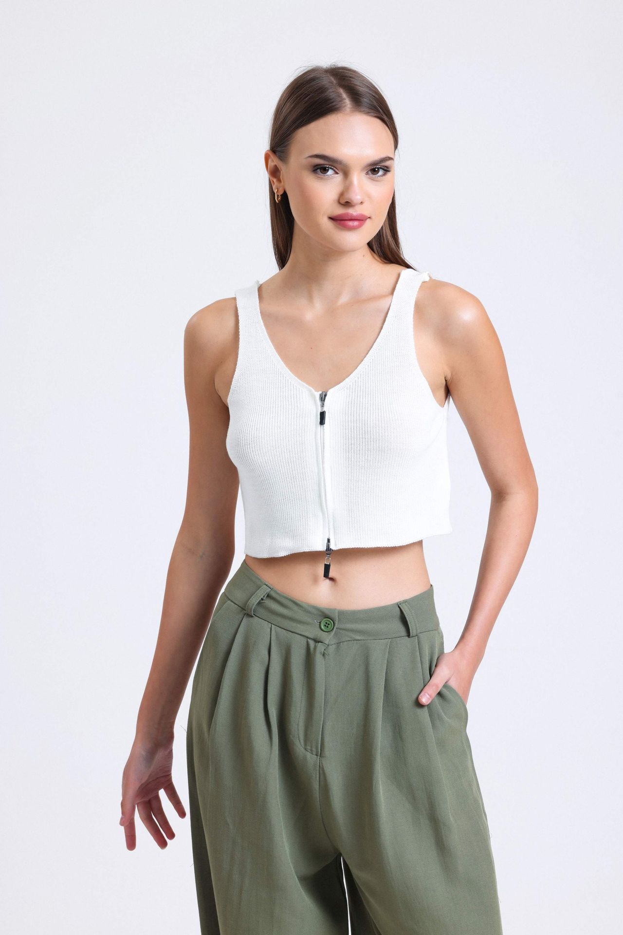 V Neck Knitted Ribbed Zippered Crop Top