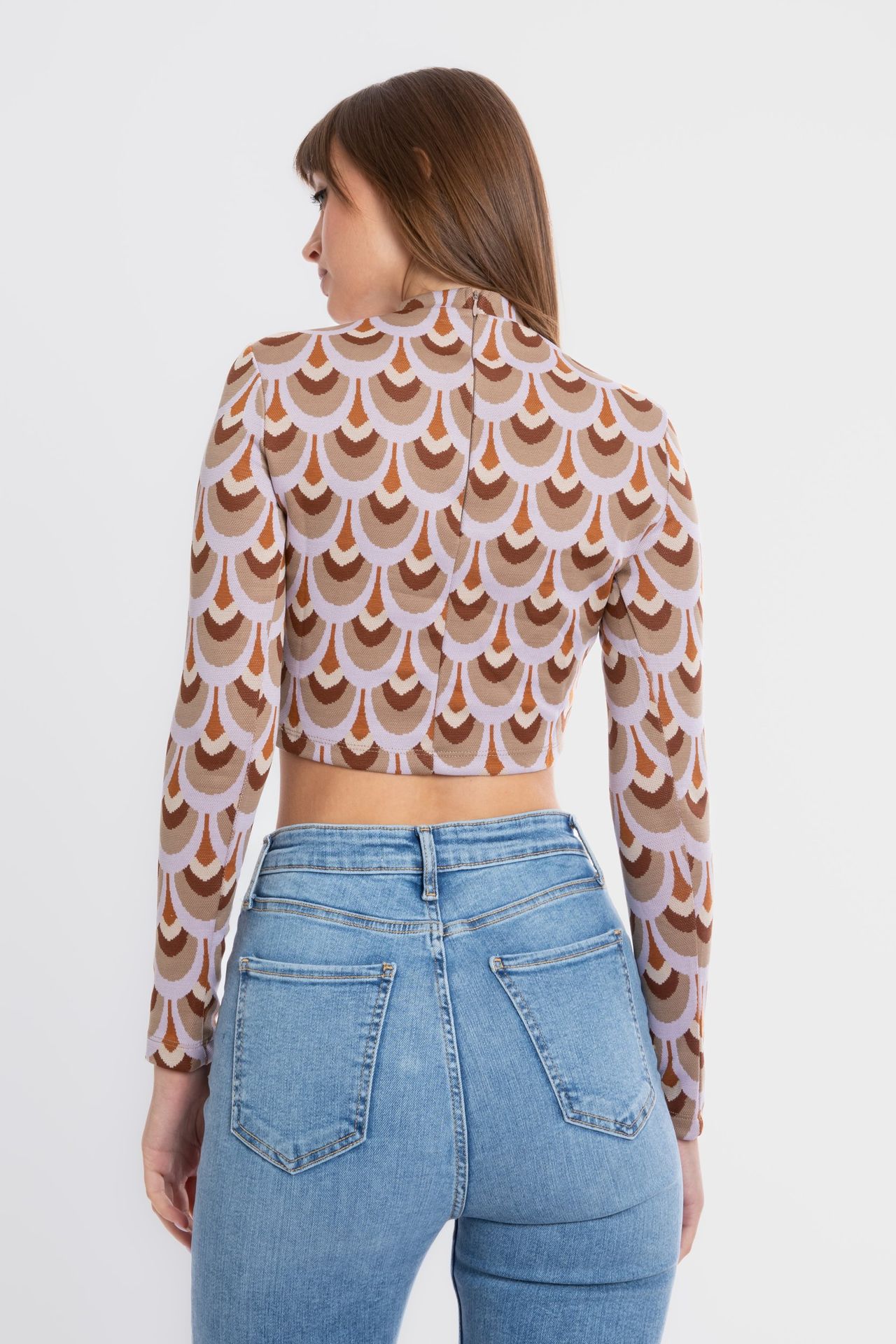 Geometric Crew Neck Cut Out Cropped Blouse