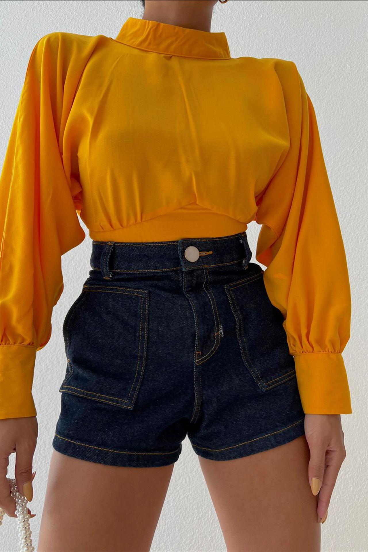 High Neck Baloon Sleeve Ruched Cropped Shirt