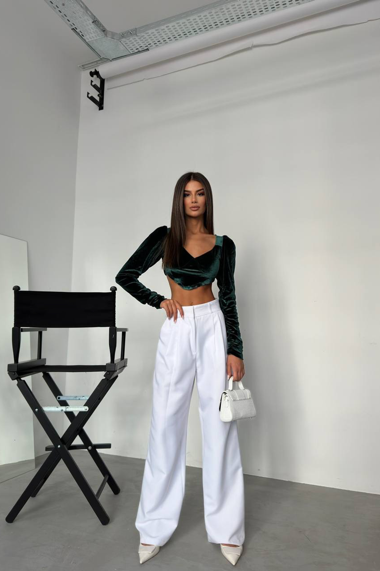 Scoop Neck Velvet Puff Sleeve Cropped Blouse