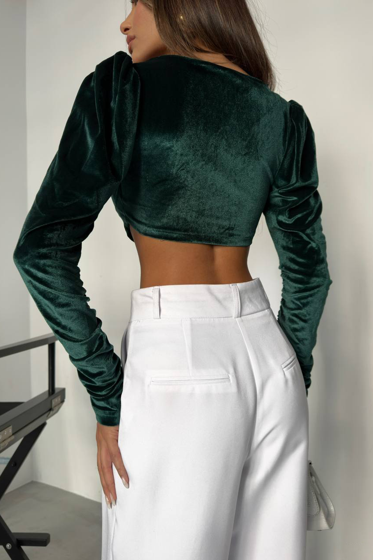 Scoop Neck Velvet Puff Sleeve Cropped Blouse