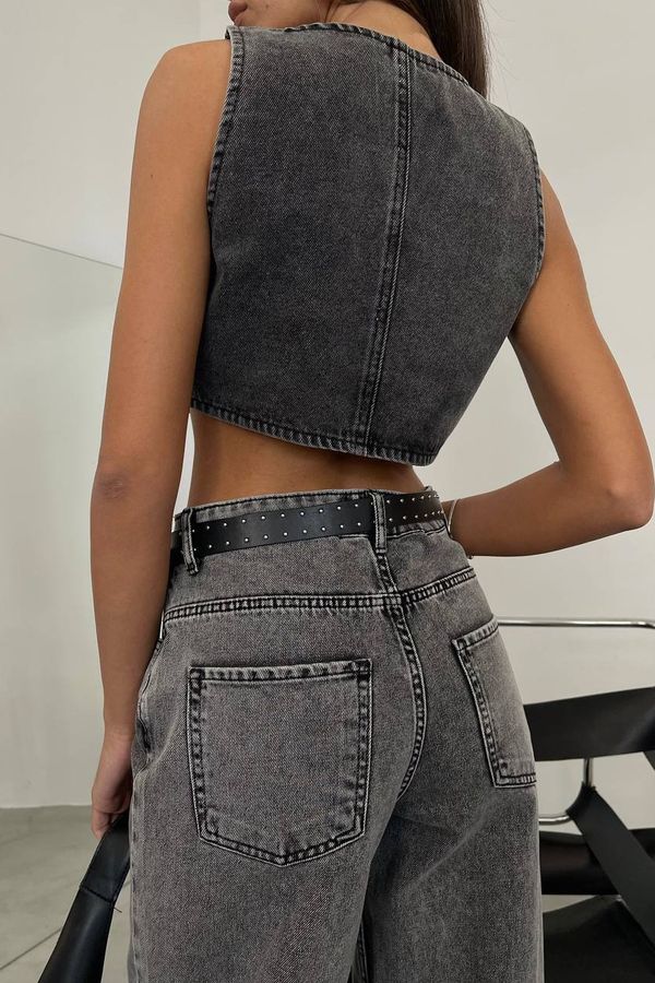 V Neck Denim Buttoned Pocket Cropped Waistcoat 3