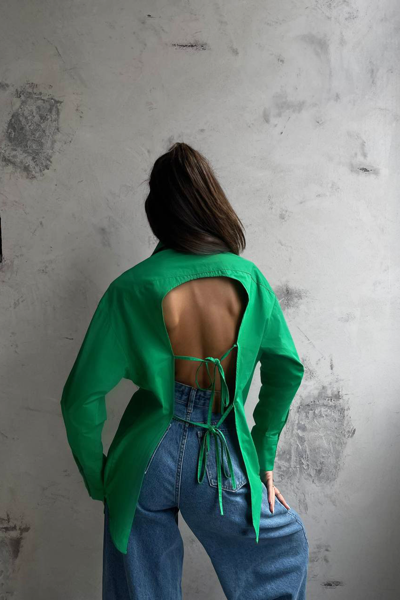 Back Cut out Shirt with a Lace Detail