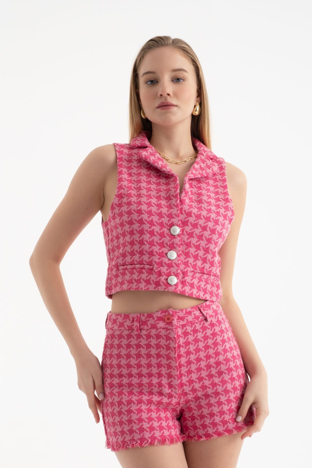 V Neck Buttoned Cropped Waistcoat