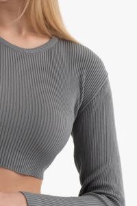grey-image-4