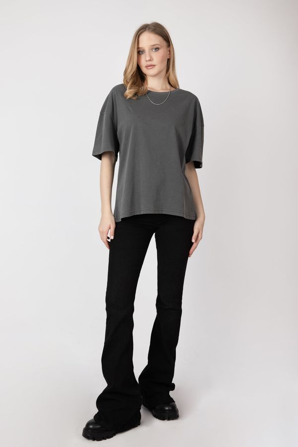 Acid washed Crew Neck T-shirt 5