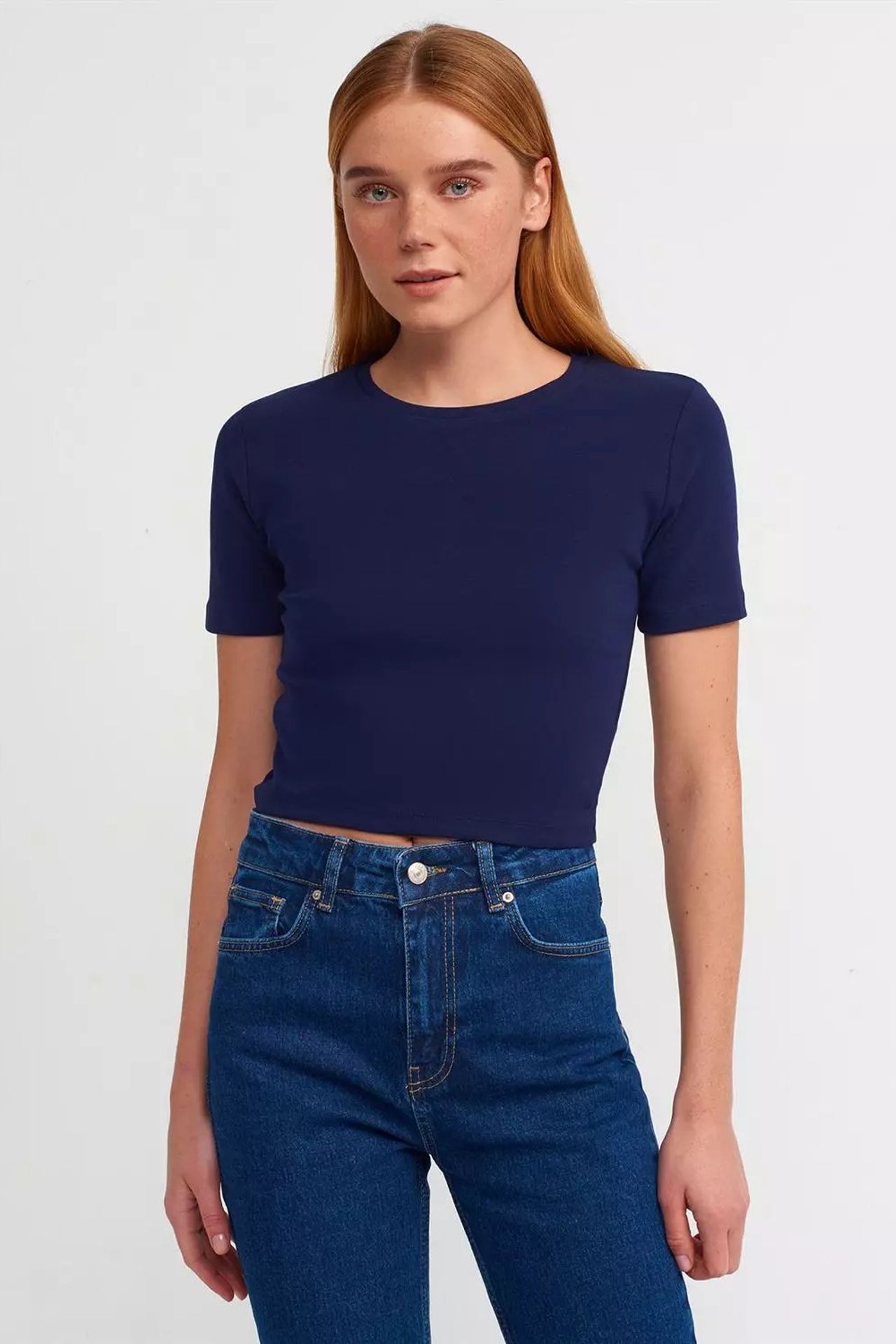 Crew Neck Basic Crop Top