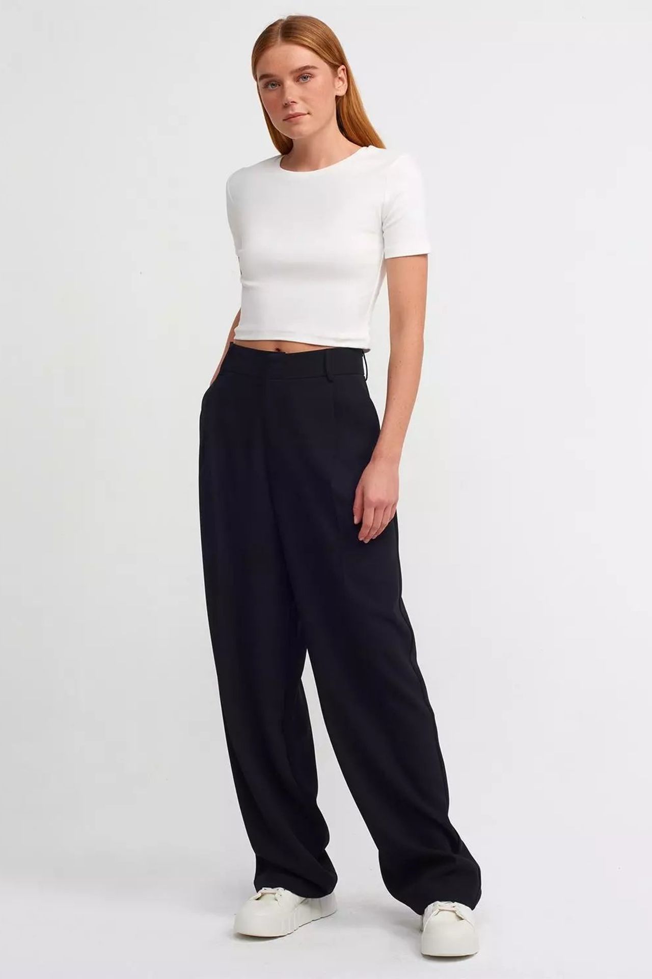 Crew Neck Basic Crop Top
