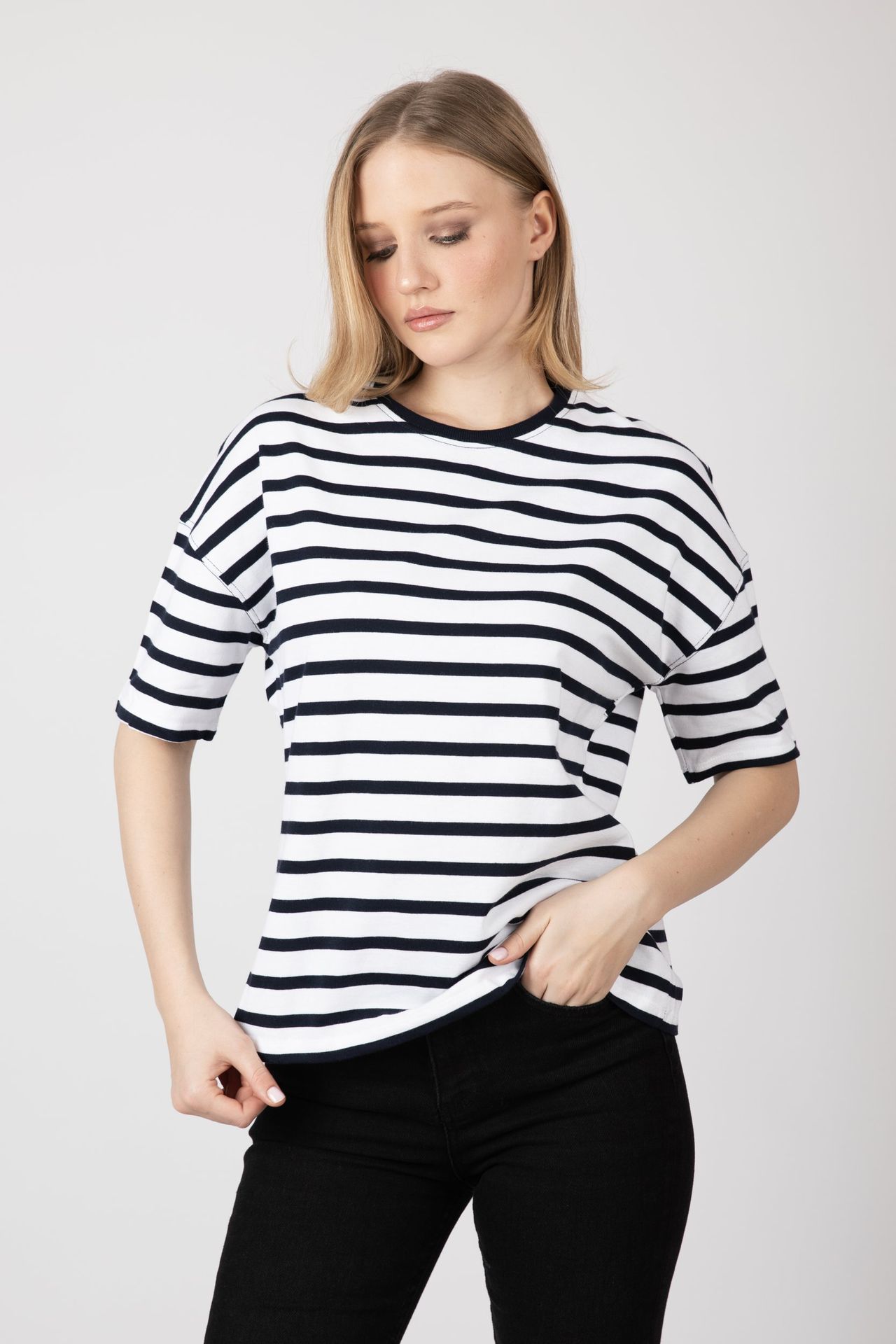 Striped Crew Neck T-shirt