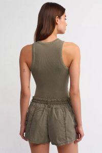khaki-image-1