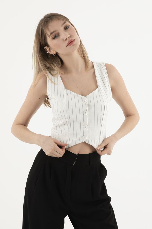 Striped Sweatheart Neck Buttoned Waistcoat 2