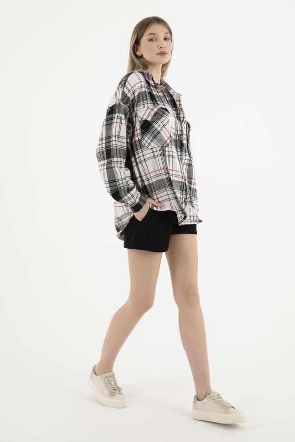 Checked Oversized Shirt 4