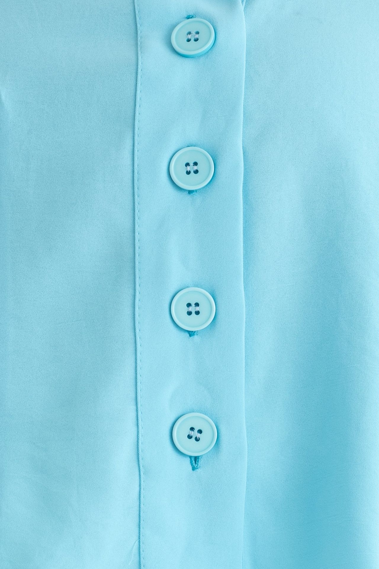 Pocket Shirt with a Button detail