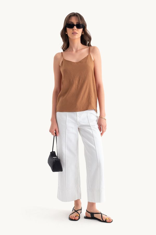 V Neck Spaghetti Strap Sleeveless Blouse 3