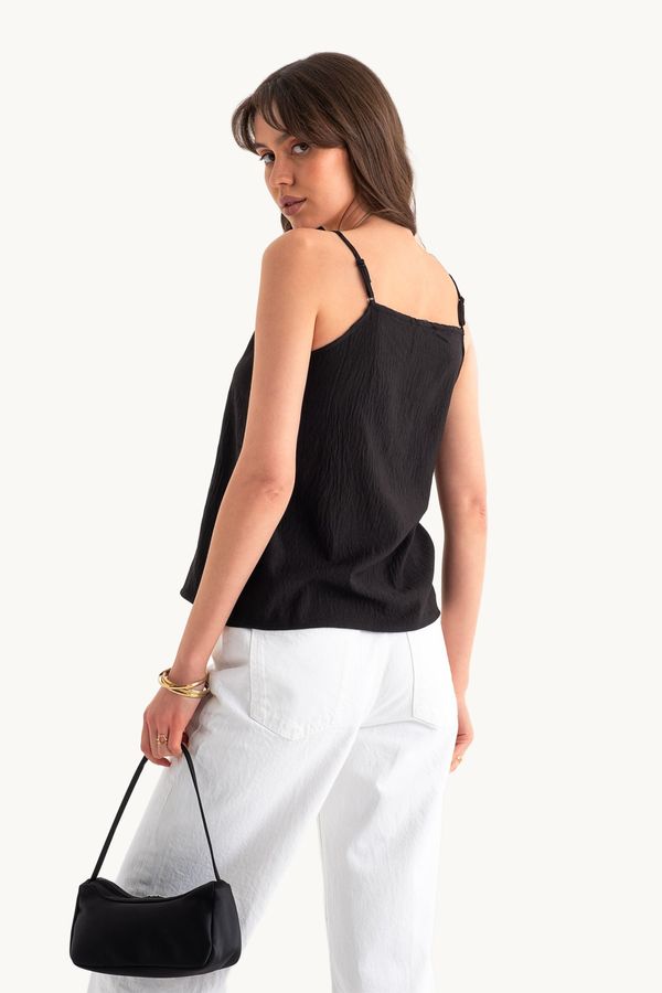 V Neck Spaghetti Strap Sleeveless Blouse 3
