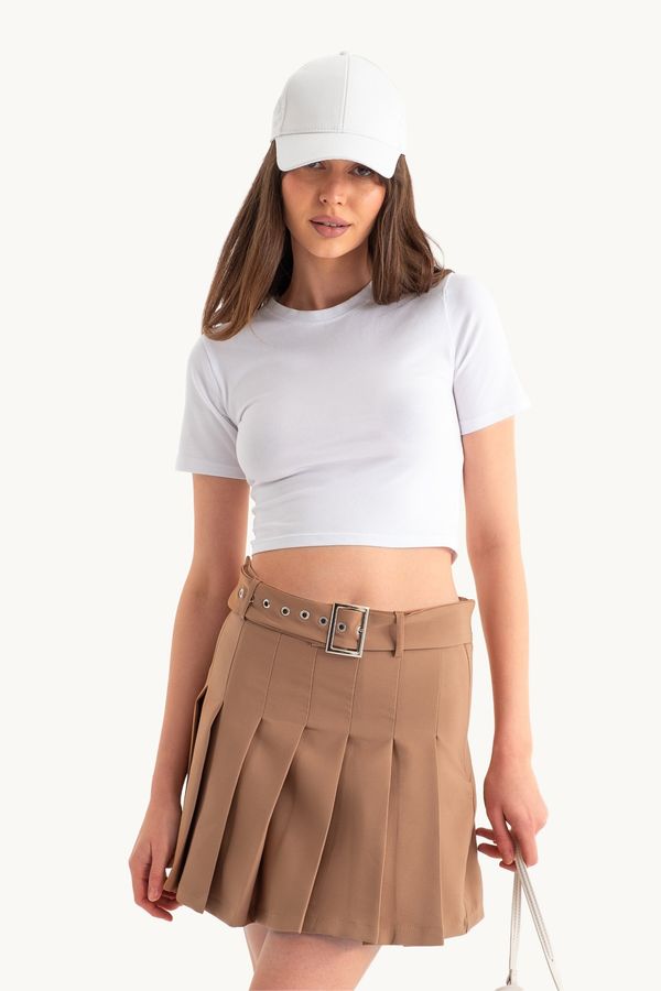 Crew Neck Basic Crop top 1