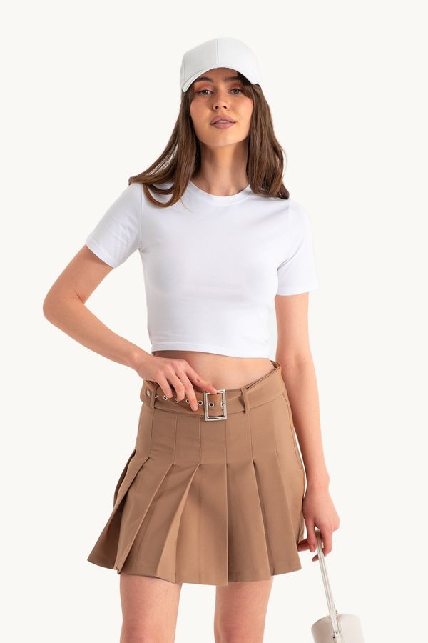 Crew Neck Basic Crop top 2