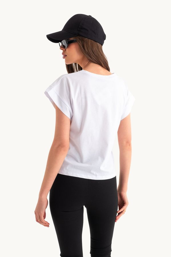 Round Neck Casual T-shirt 3