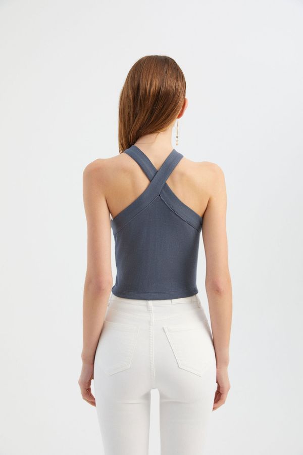 Halter Neck Cross Front Crop top 4