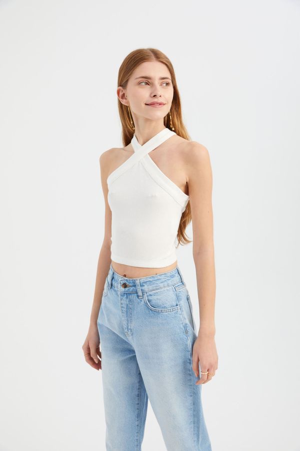 Halter Neck Cross Front Crop top 2