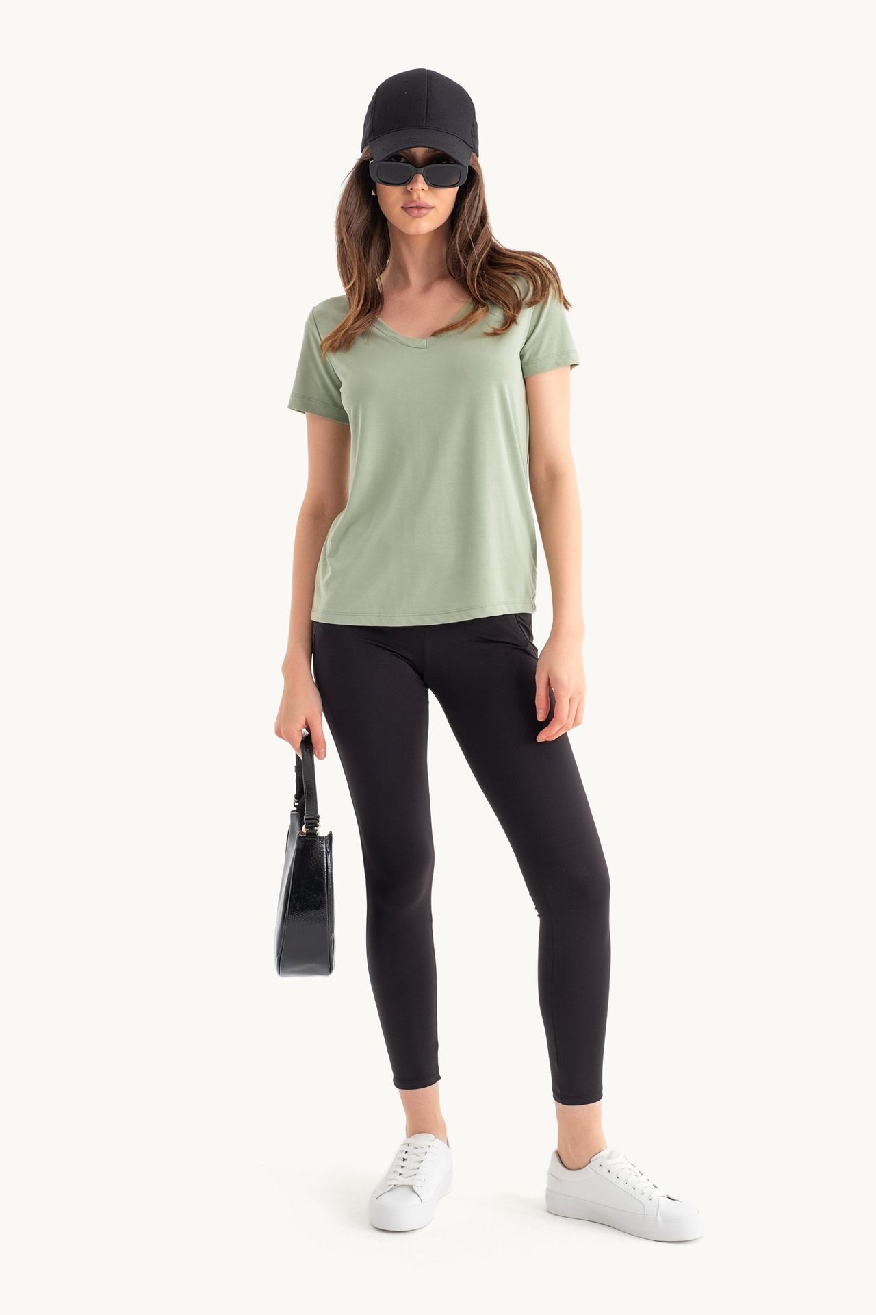 V Neck Relaxed T-shirt