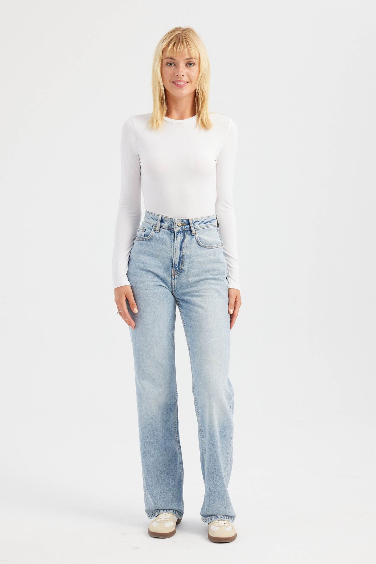 Scoop Neck Basic Top