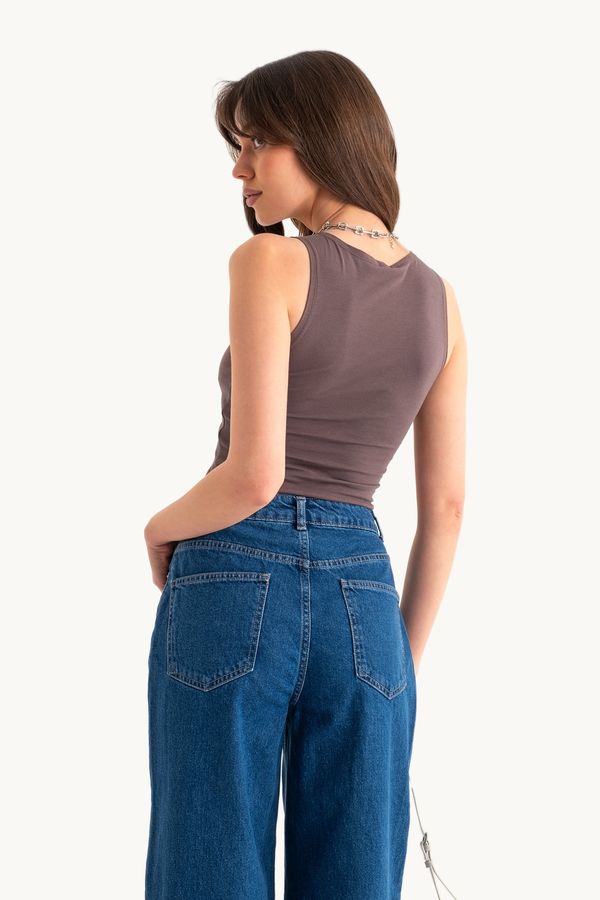 Round Neck Basic Tank Top 4