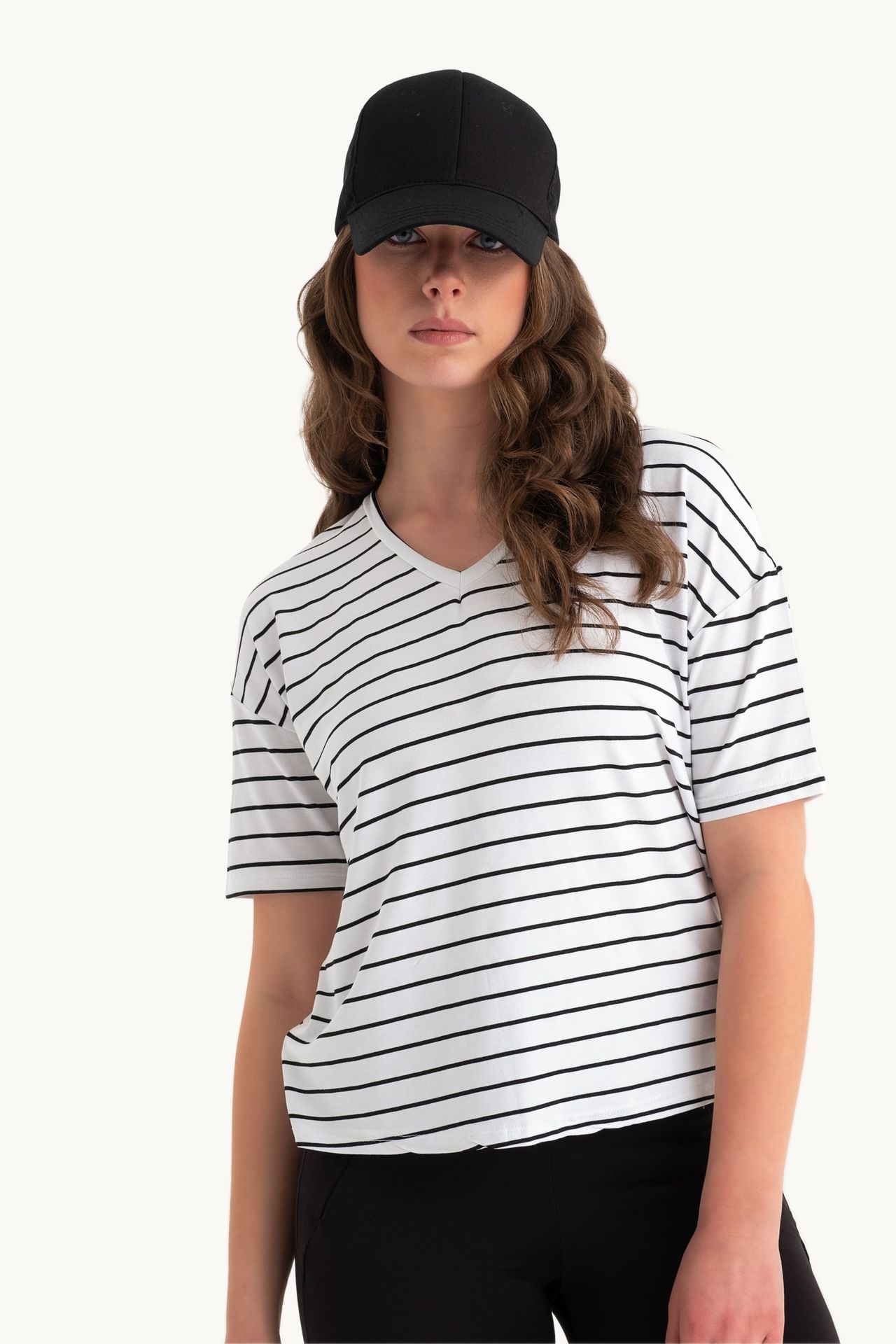 Striped Scoop Neck Relaxed T-shirt