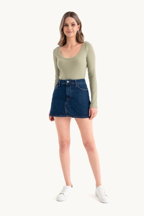Long Sleeve Basic Cotton Croptop 1